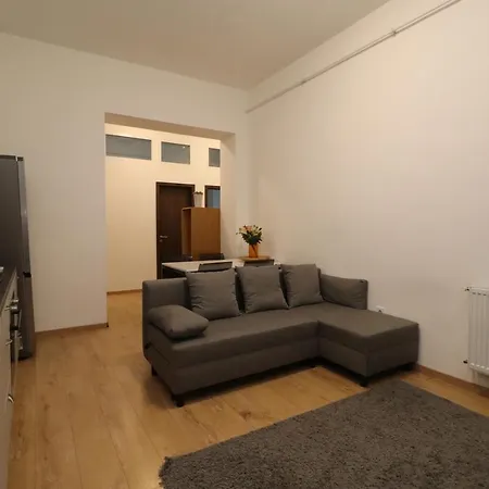 New B In Király Street 106